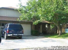 6306 Worchester Knoll in San Antonio, TX - Building Photo