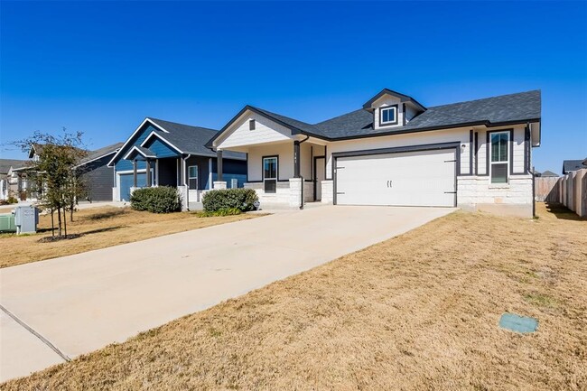 141 Yellowstone Dr in Kyle, TX - Building Photo - Building Photo