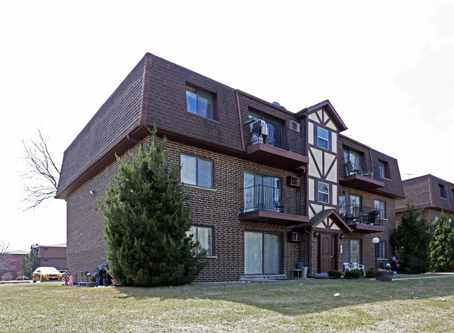 1000-1010 Judson St in Bensenville, IL - Foto de edificio - Building Photo