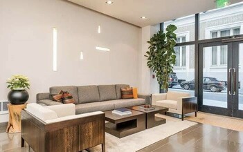 74 New Montgomery St-Unit -415 in San Francisco, CA - Foto de edificio - Building Photo