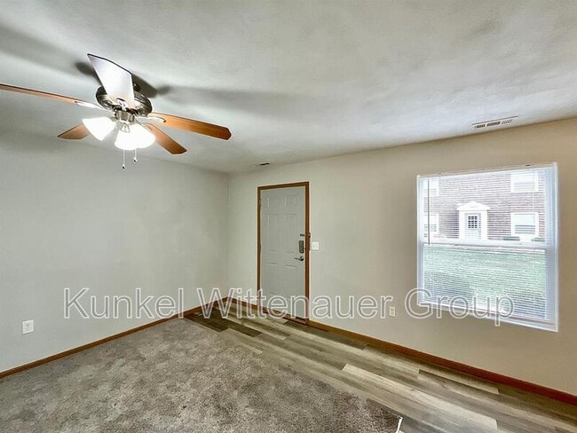 1810 Jamestown Rd in Swansea, IL - Building Photo - Building Photo