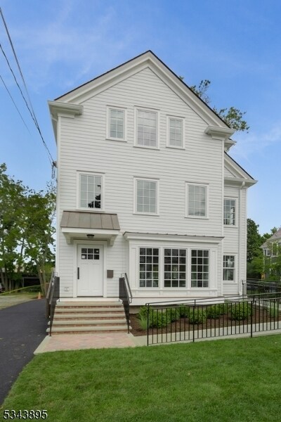 113 Washington St in Morristown, NJ - Building Photo - Building Photo