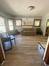 952 Greenwood Ave in Ann Arbor, MI - Building Photo - Building Photo