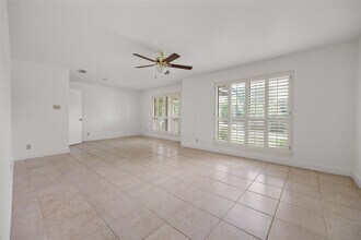 105 Kite St in Lakeway, TX - Building Photo - Building Photo