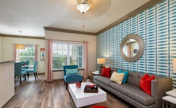 1225 Lawrence Rd in Kemah, TX - Building Photo - Building Photo