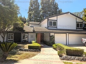 289 S Solomon Dr in Anaheim, CA - Building Photo