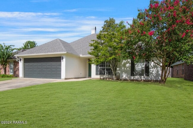 109 Rue Paon in Youngsville, LA - Building Photo - Building Photo