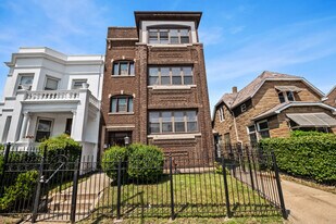 6144 S Indiana Ave in Chicago, IL - Building Photo