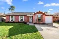 4631 Brownstone Ln in Houston, TX - Building Photo - Building Photo