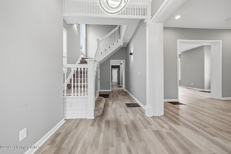 3016 River Park Dr in Louisville, KY - Building Photo - Building Photo