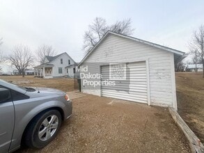 101 W Wisconsin St in Tripp, SD - Building Photo - Building Photo