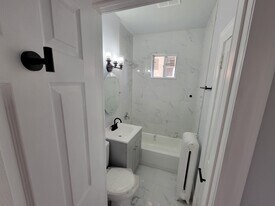 115 Baltimore St, Unit 1