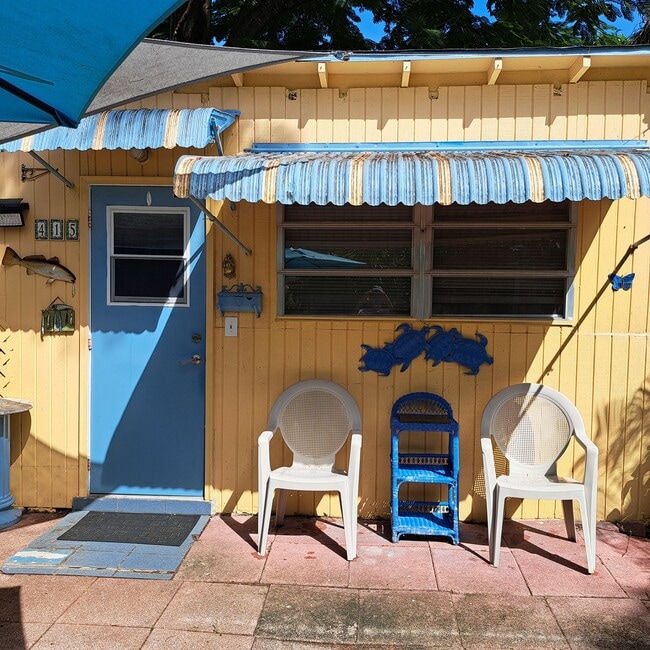 415 S 19th Ave, Unit $1400 monthly elec. inc., Unit $1400 monthly elec. inc.