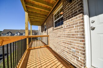 Cedar Trace Apartments in Cleveland, TN - Building Photo - Building Photo