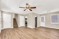 111 Brookside Ct photo'