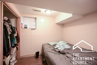 665 W Cornelia Ave, Unit g in Chicago, IL - Building Photo - Building Photo