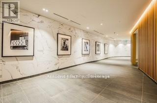 160 Flemington Rd in Toronto, ON - Building Photo - Building Photo