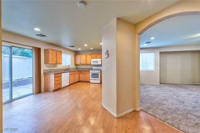 3945 Bayamon St in Las Vegas, NV - Foto de edificio - Building Photo