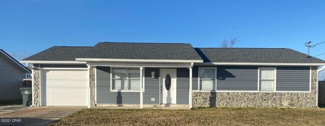 property at 610 E Pine Forest Dr