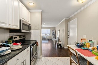 71 Oxford Ave in Cambridge, MA - Building Photo - Building Photo