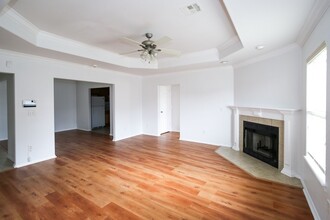 706 SW Sandrock Rd in Bentonville, AR - Building Photo - Building Photo