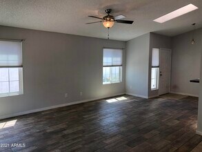 8860 W Athens St in Peoria, AZ - Building Photo - Building Photo