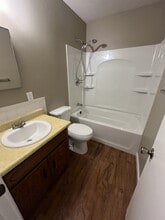 511 Laurel St in Warrensburg, MO - Building Photo - Building Photo