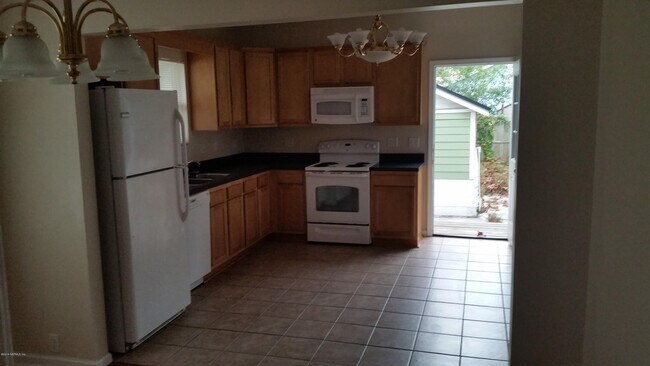 2700 Myra St in Jacksonville, FL - Building Photo - Building Photo