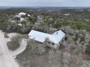 111 Sierra Loma in Wimberley, TX - Building Photo - Building Photo