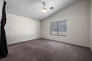 7646 E Covina St in Mesa, AZ - Building Photo