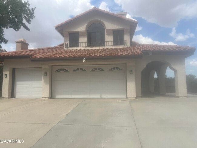 325 Rainbow Terrace