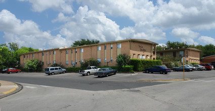 Lincoln Apartments in Killeen, TX - Foto de edificio - Building Photo