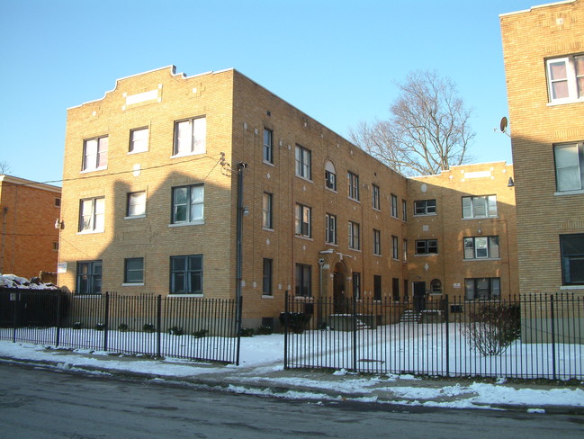 Van Antwerp Apartments in Cincinnati, OH - Building Photo - Building Photo