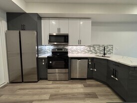 1027 W Dauphin St, Unit 1 in Philadelphia, PA - Building Photo