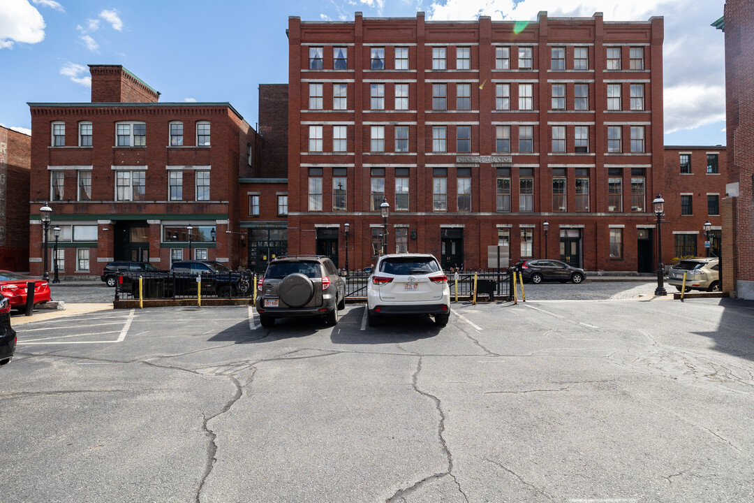 172 Middle St in Lowell, MA - Foto de edificio