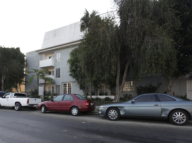 Lebaron Apartments in North Hollywood, CA - Building Photo - Building Photo