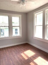 6823 Ave E in Houston, TX - Building Photo - Building Photo