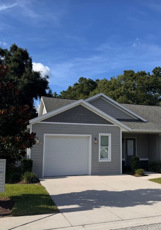 property at 321 SE 10th St