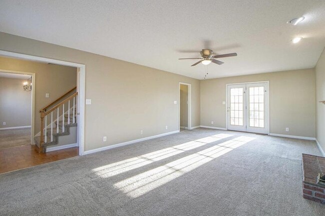 3417 E Henderson Way in Clarksville, TN - Building Photo - Building Photo
