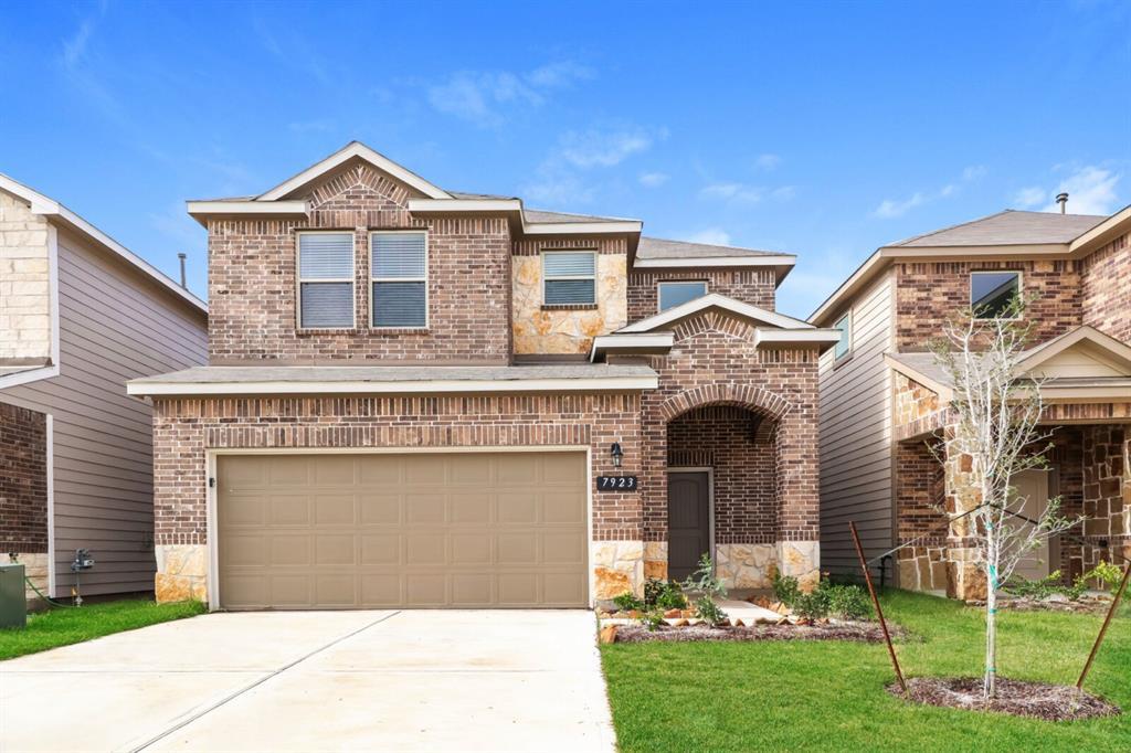 7923 Fijian Cypress Dr in Cypress, TX - Building Photo