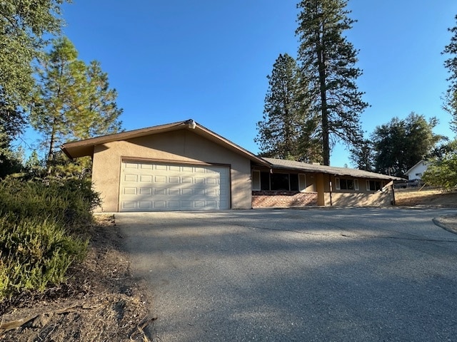 45559 N Oakview Dr in Oakhurst, CA - Building Photo - Building Photo
