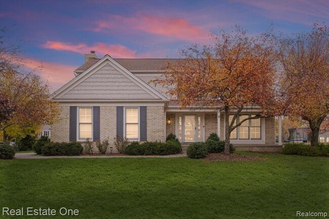 1568 Grandview Dr in Rochester Hills, MI - Building Photo - Building Photo