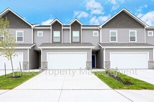 3955 NE 2nd Ln in Ankeny, IA - Building Photo