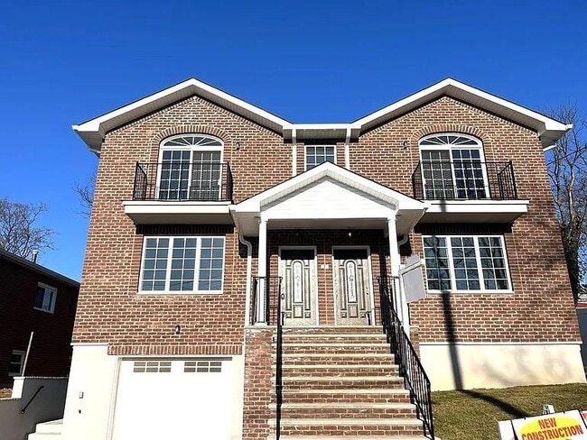 property at 37 Creston Pl
