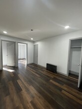 61 W 49th St, Unit 2 in Bayonne, NJ - Building Photo - Building Photo