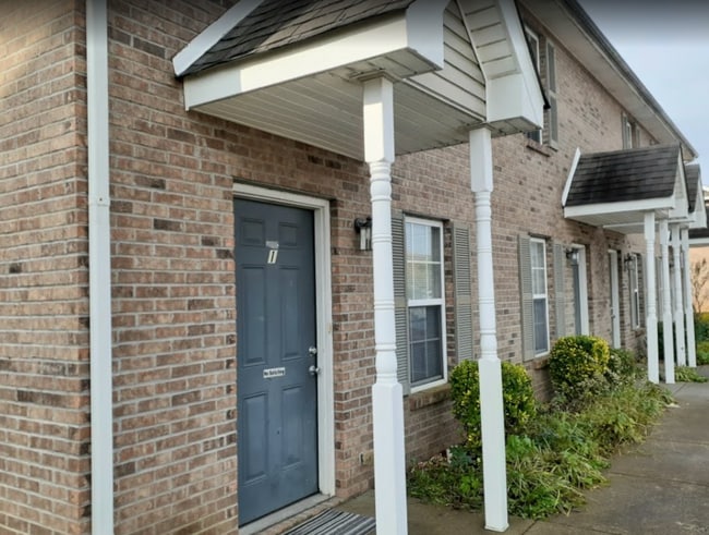 784 Cherrybark Ln in Clarksville, TN - Building Photo - Building Photo