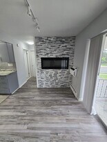 Harris Apartments in Belleville, MI - Building Photo