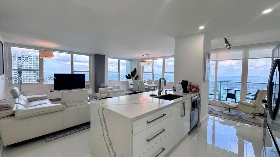 3505 S Ocean Dr, Unit 912 in Hollywood, FL - Building Photo