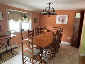 161 Shore Rd in Westerly, RI - Building Photo - Building Photo