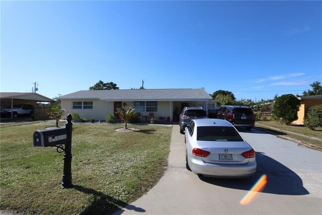 property at 907 Laredo Ave